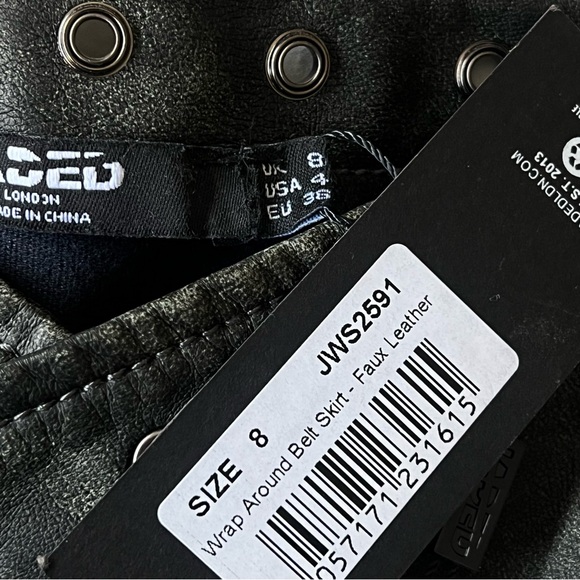 micro skirt - Picture 3 of 7